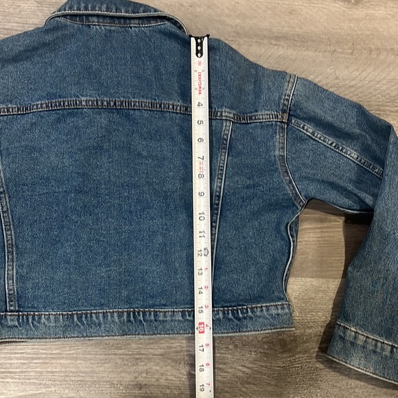 Asos - Cropped Jean Jacket - US Size 6 - Picture 5 of 16